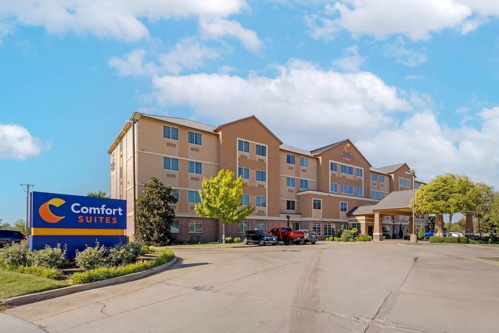Comfort Suites Waco North - Near University Area 1