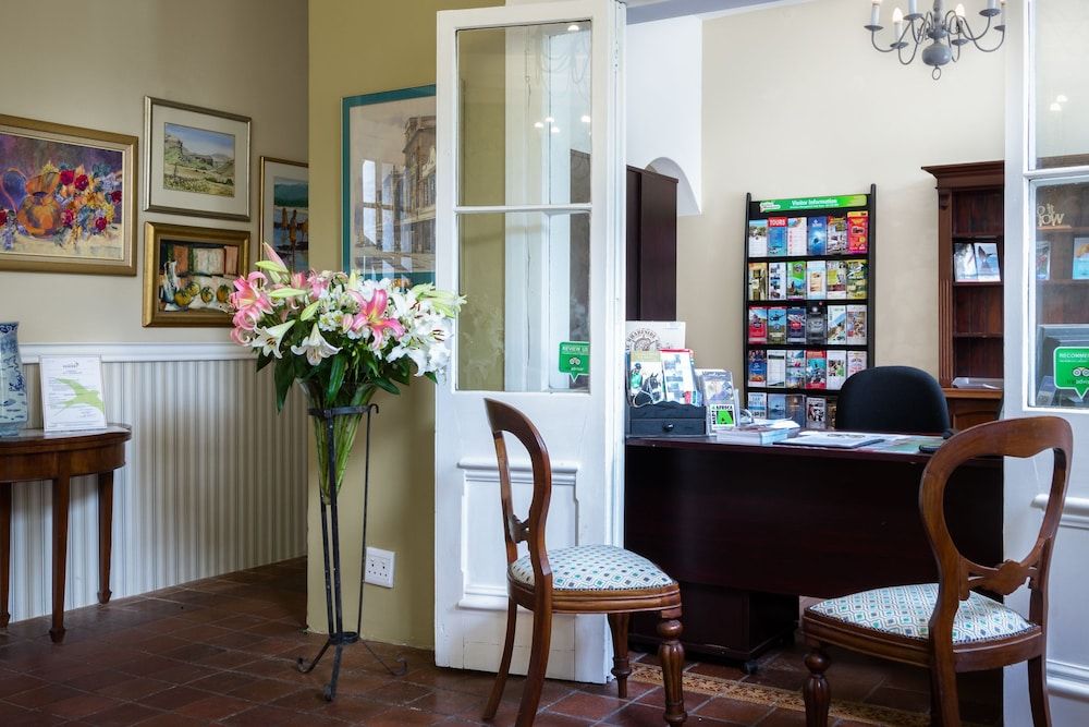 Riverside Boutique Hotel 2