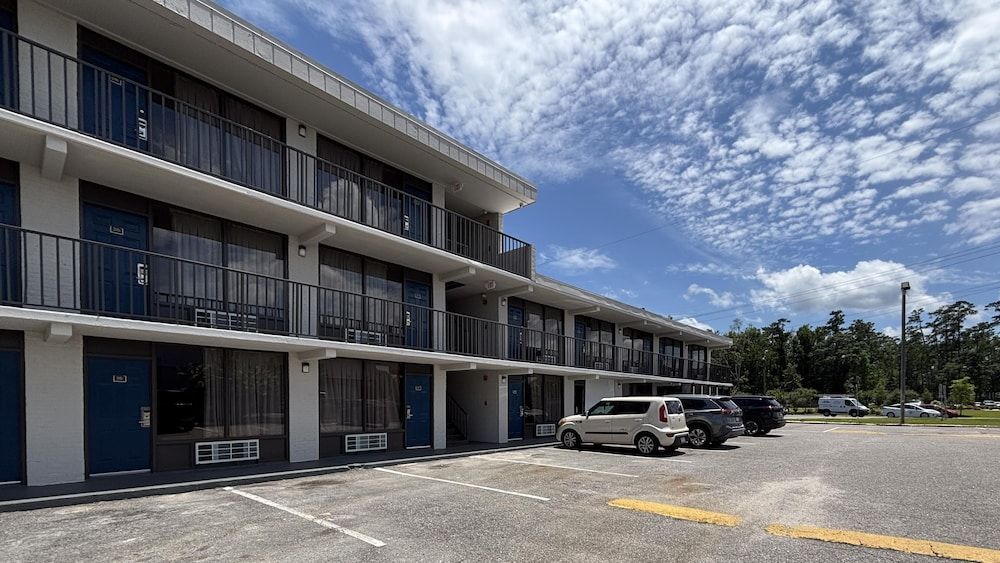 Motel 6 Conway, SC 1
