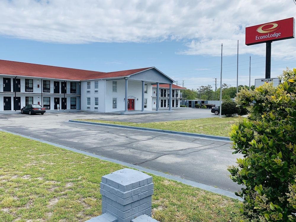 Econo Lodge Crystal Coast 1