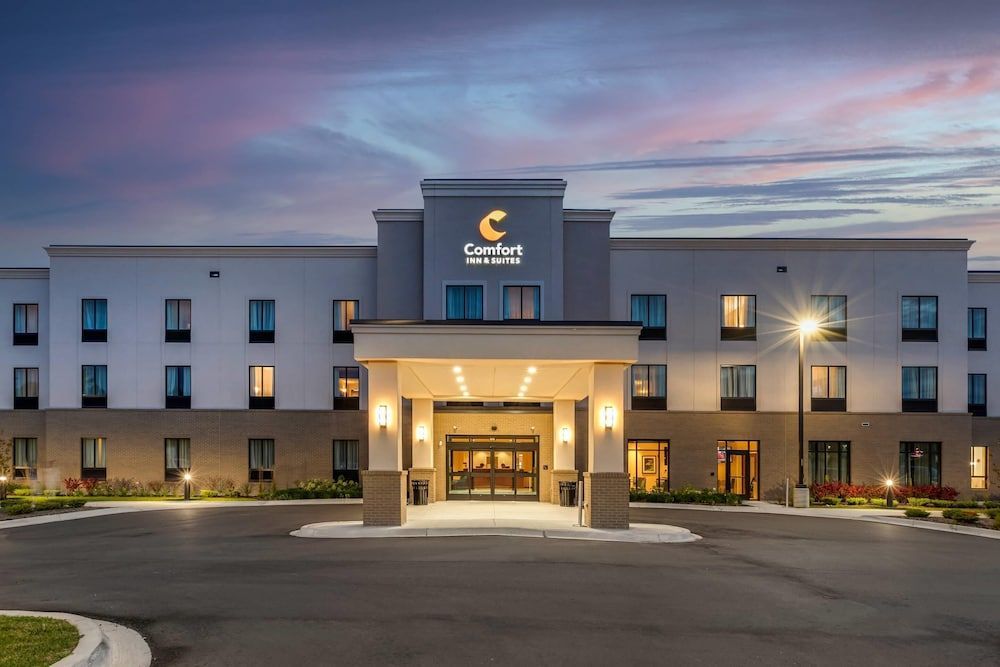 Comfort Inn & Suites Clarkston Pine Knob Area 1