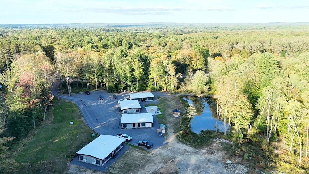 Golden Pond Cabins 1