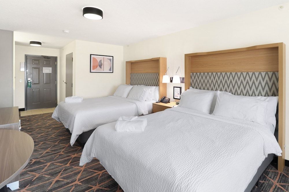 Holiday Inn REDDING by IHG 2