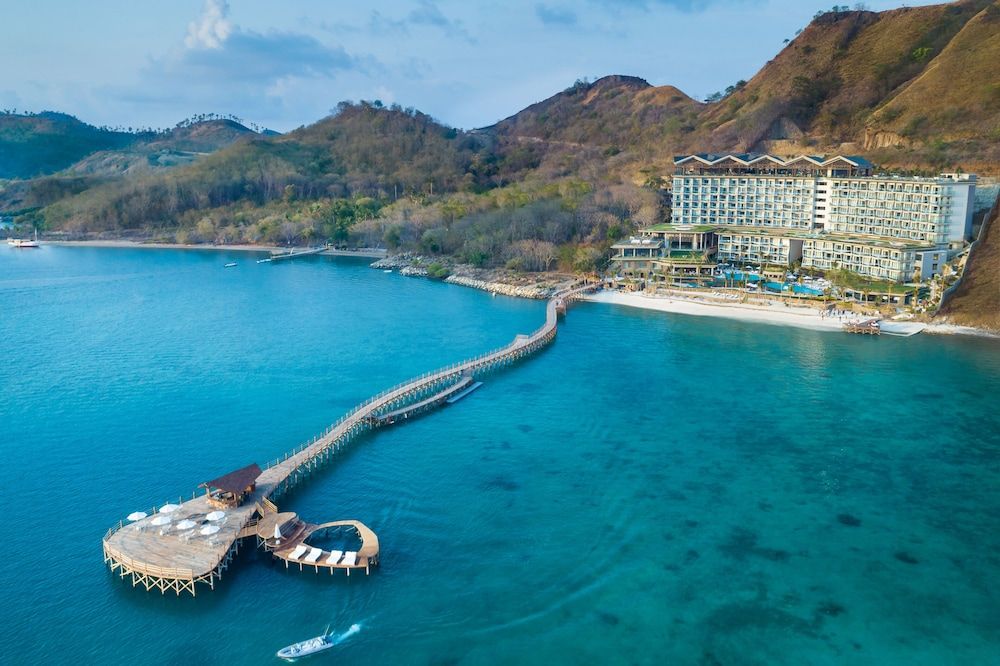 AYANA Komodo Waecicu Beach 1