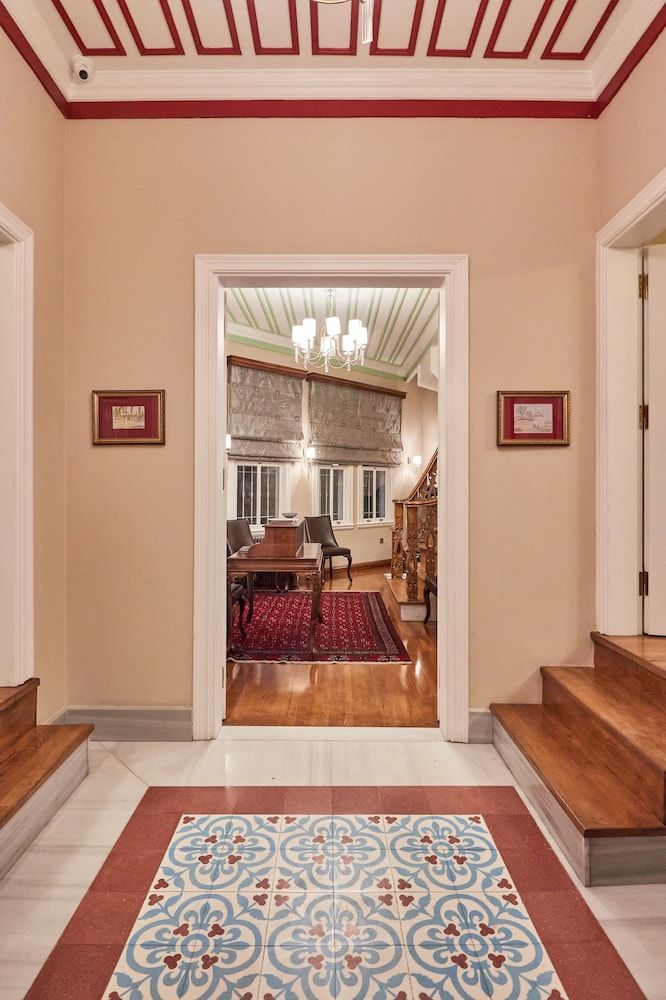 White Palace Old City Boutique Hotel 1