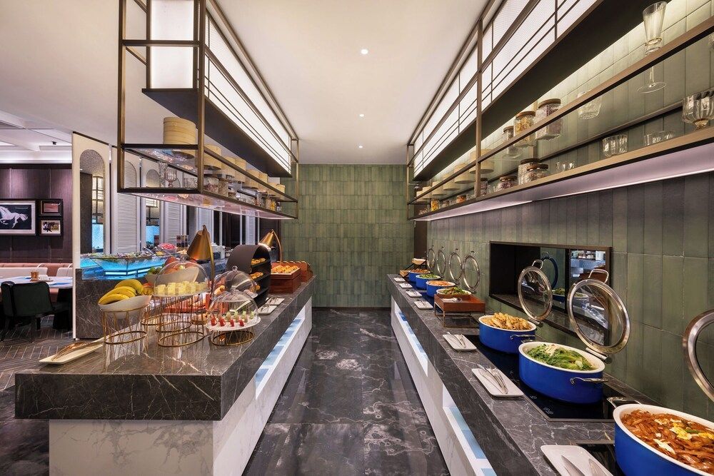 Novotel Shanghai Xuhui Riverside 1