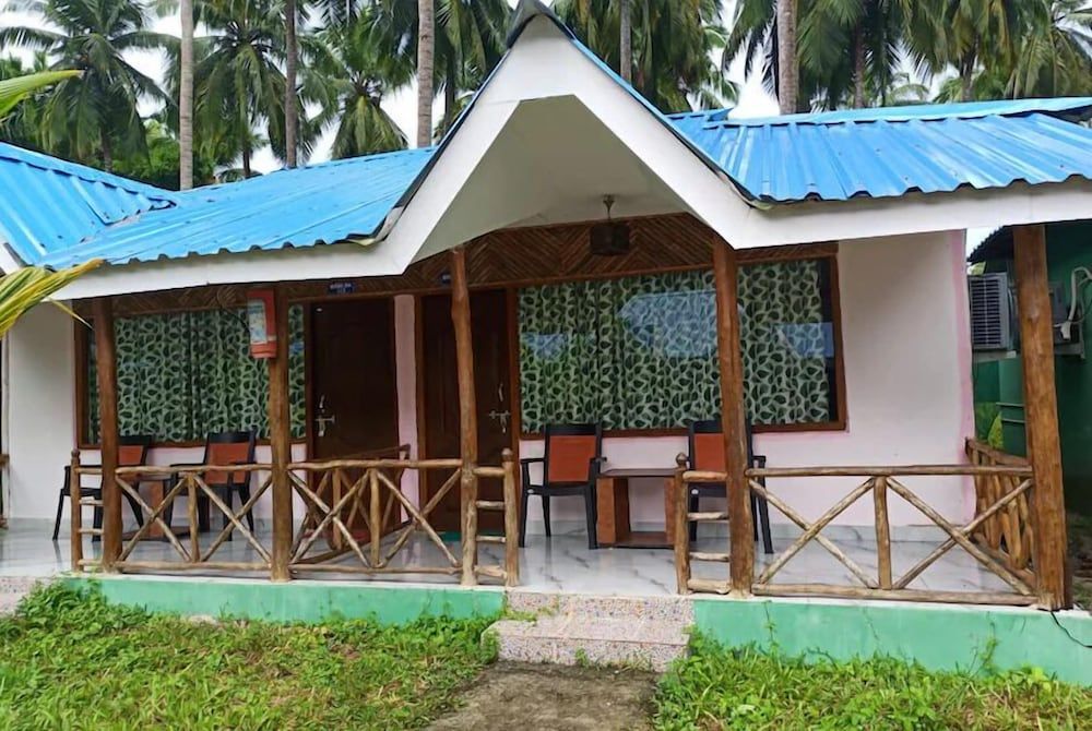 Honey Moon Beach Resort 1