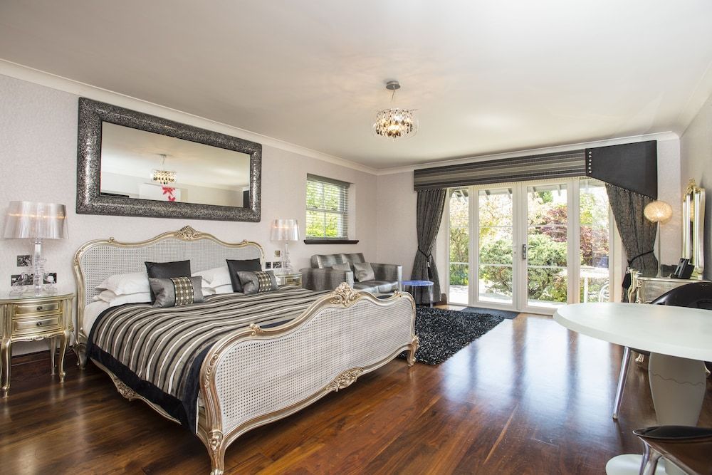 Windermere Suites 2