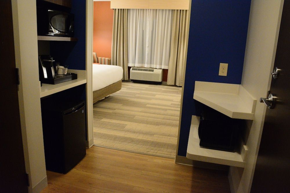 Holiday Inn Express & Suites LEXINGTON PARK-CALIFORNIA by IHG 2