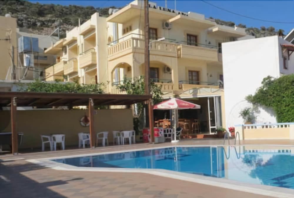 La Luna Apartments 1