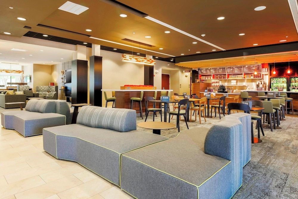 Courtyard by Marriott Dallas Arlington South 1