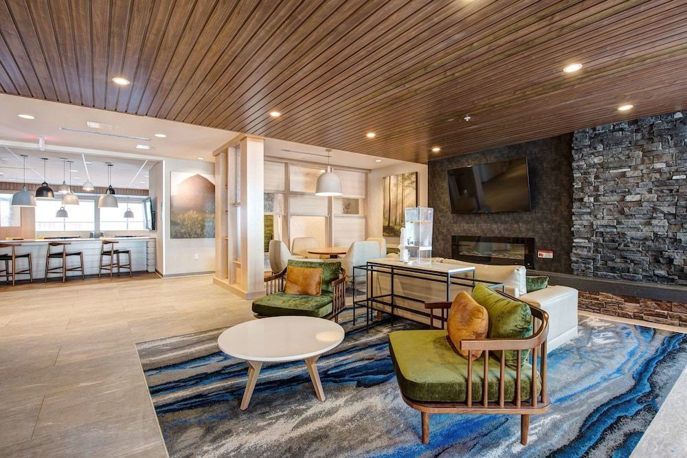 Fairfield Inn & Suites Minneapolis North 2