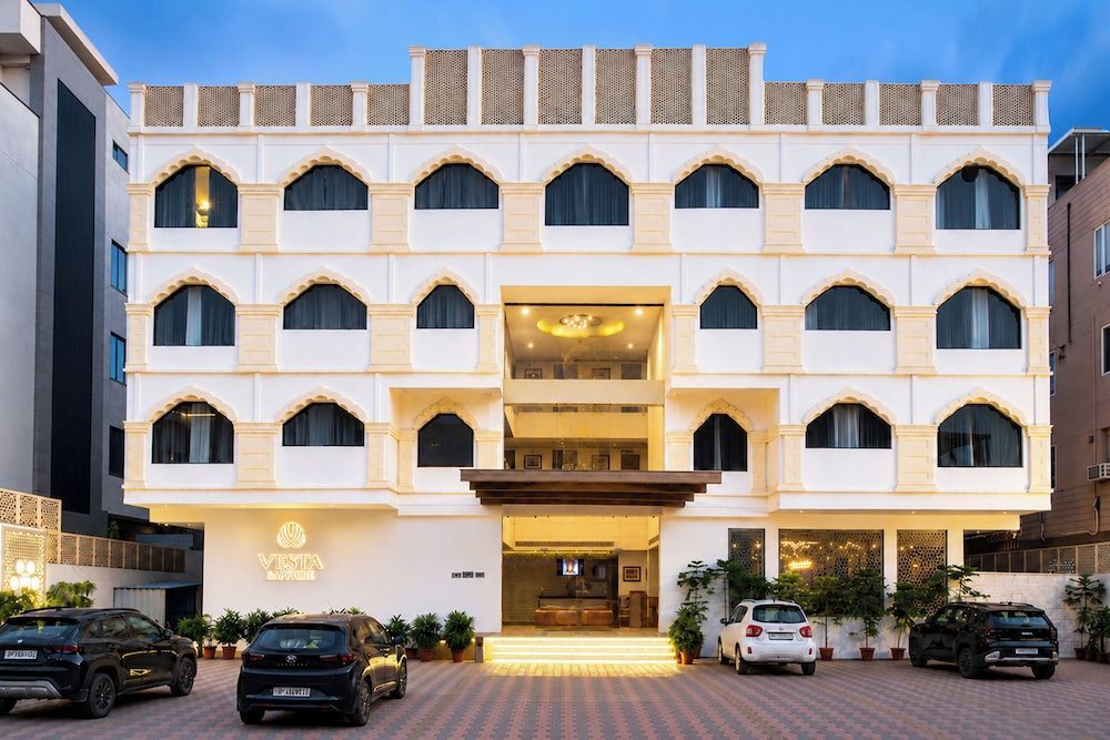 Vesta Sapphire Jaipur - A City Center Hotel 1