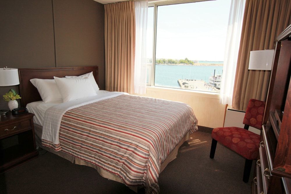Confederation Place Hotel 2