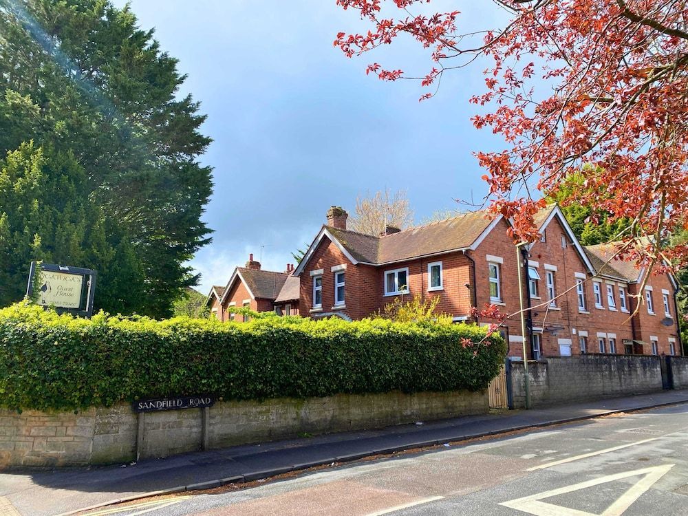 Pickwicks Guest House 1