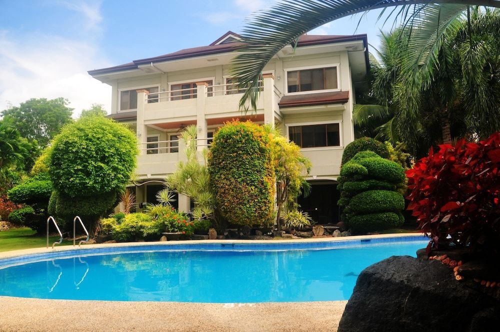 Golden Palm Resort 1