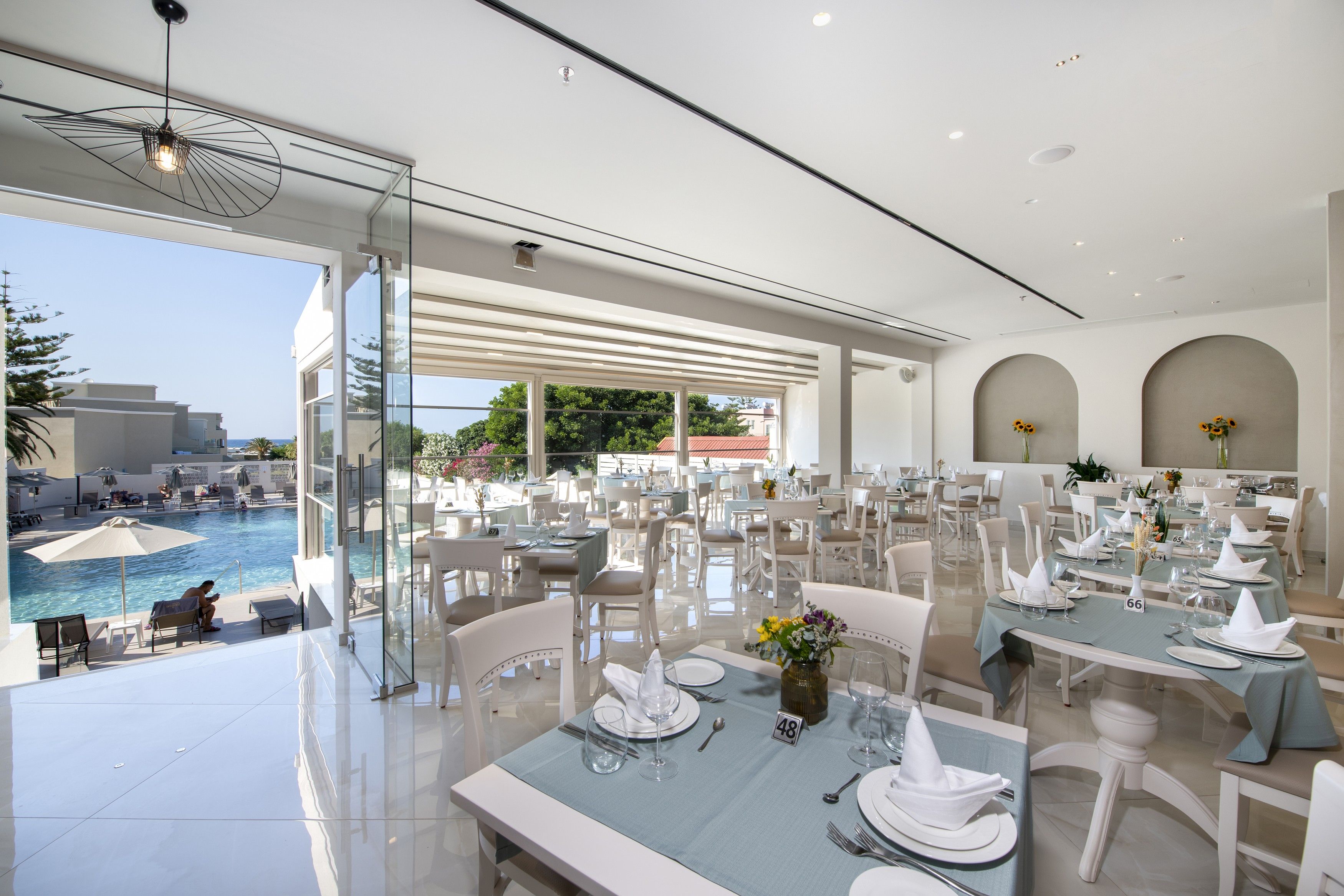 Vantaris Luxury Beach Resort 2