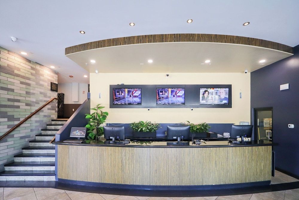Porto Vista Hotel In Little Italy 2