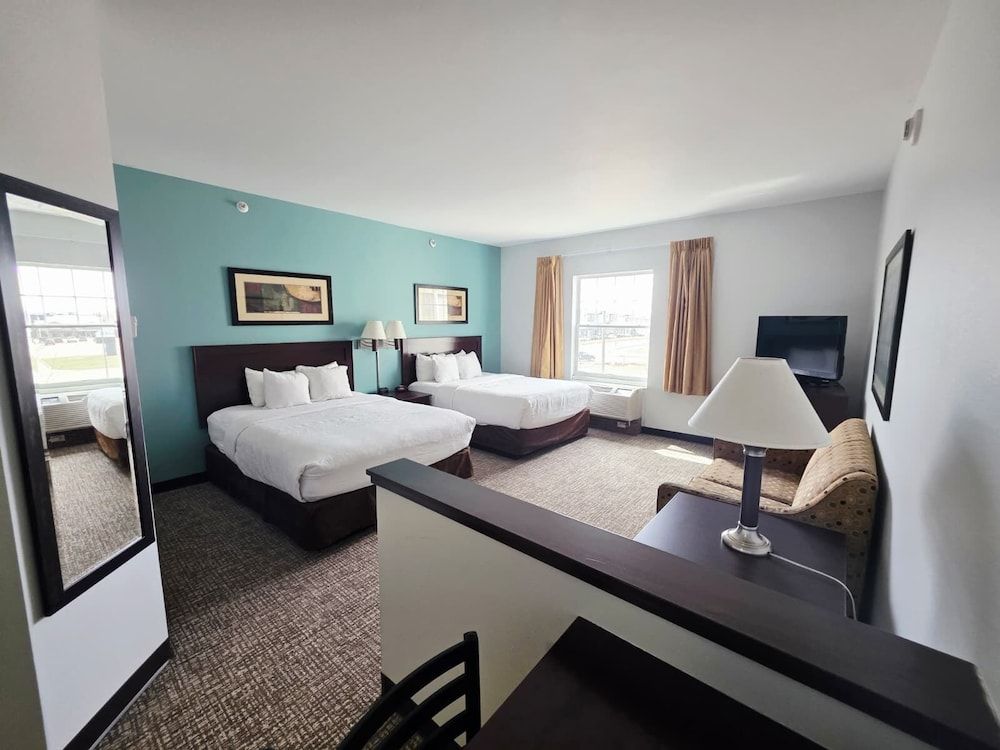 MainStay Suites Minot 1