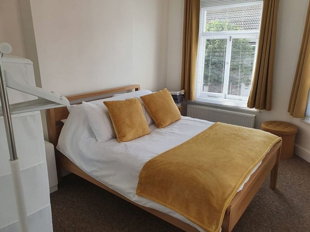 59a Whitstable - 1 Bedroom Flat with Balcony 2