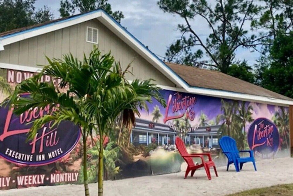 Liberty hill Executive Inn 1
