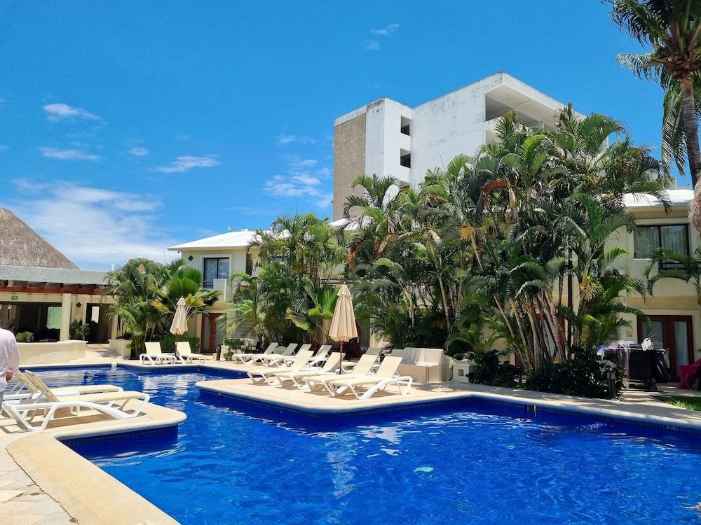 Laguna Suites 1