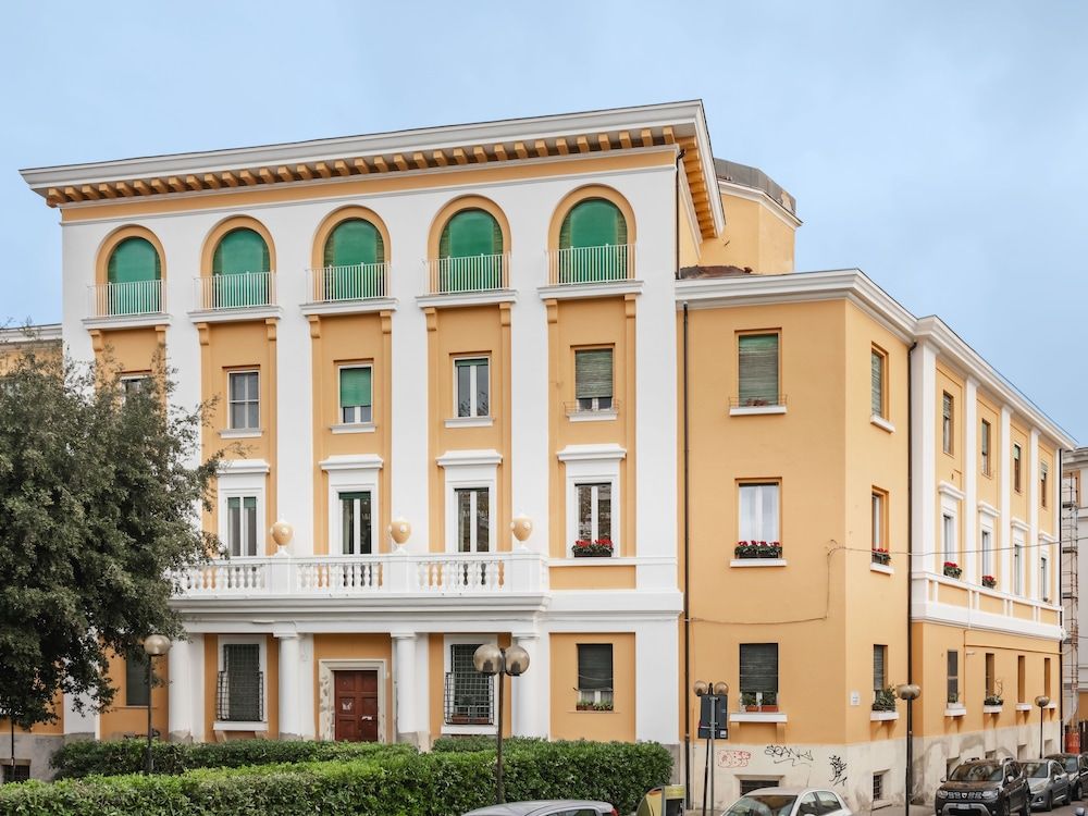 Maison boutique Matteotti 1