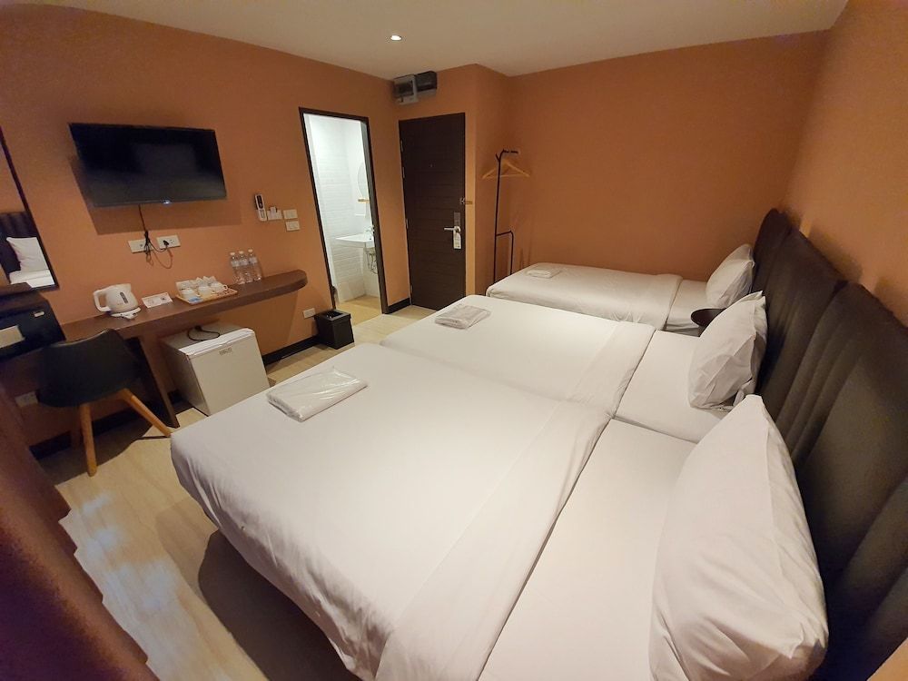 Let's Zzz Bangkok 1