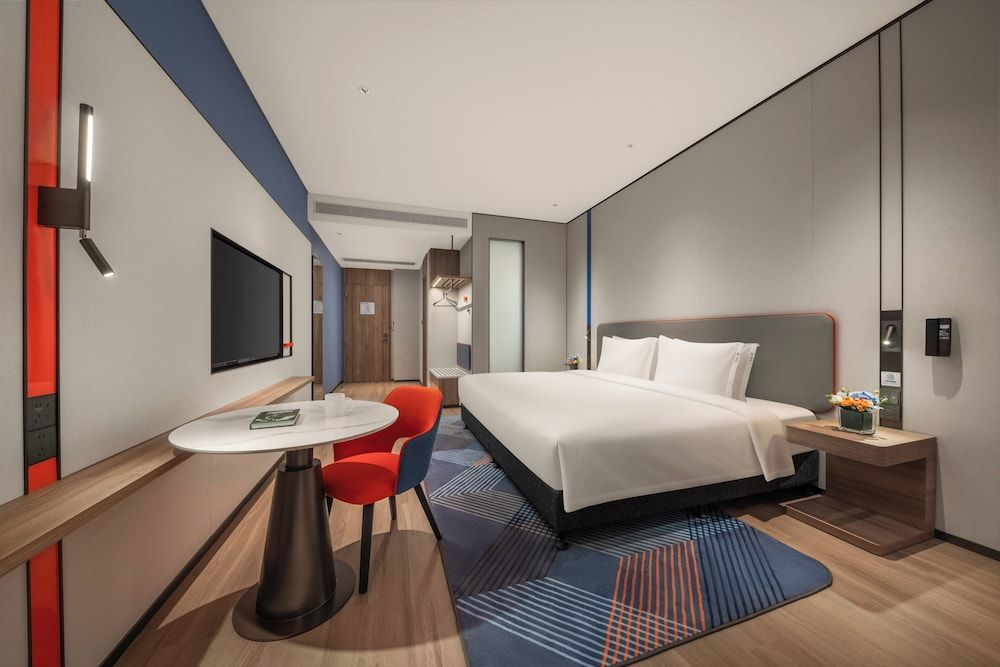 Holiday Inn Express Shenzhen Futian Center by IHG 2