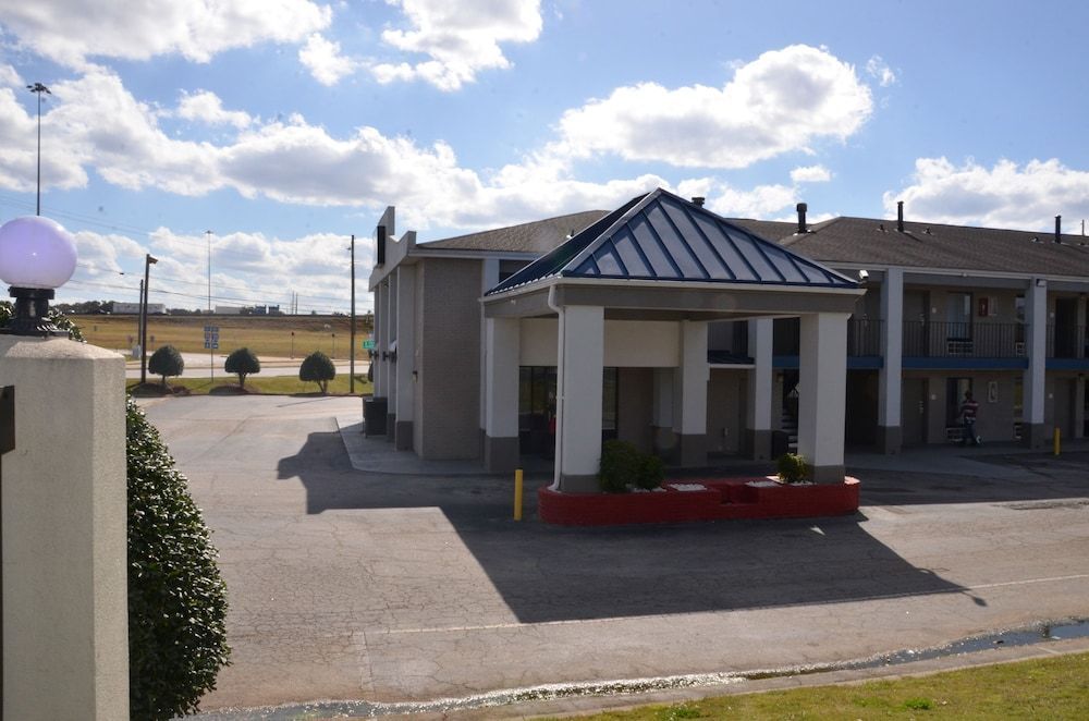My Home & Suites Covington 1