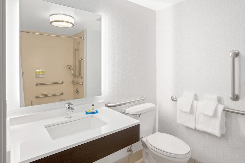 Holiday Inn Express & Suites MARYSVILLE by IHG 2