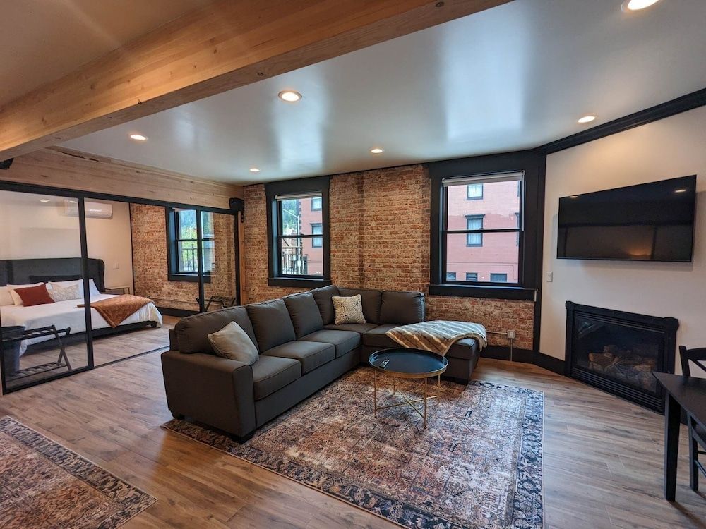 Linden Lofts 1