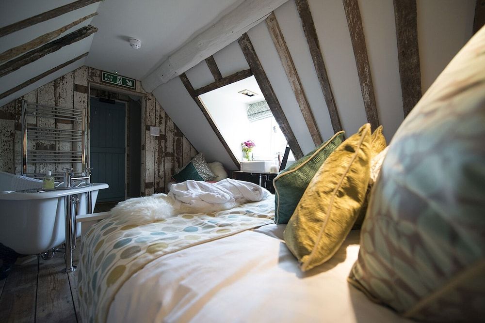 The Woolpack Inn Warehorne 2