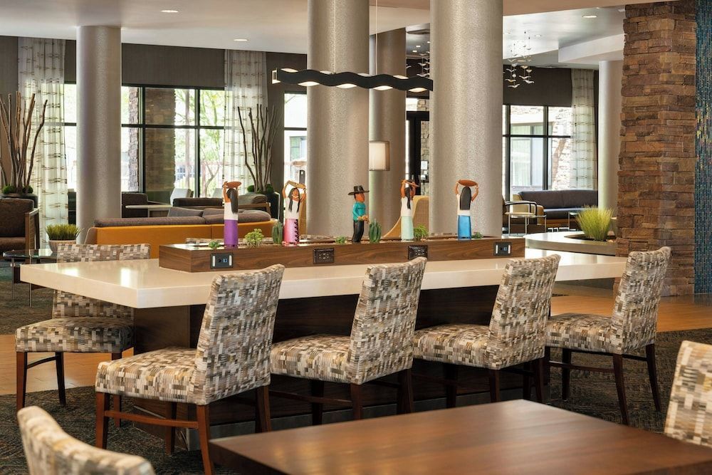 Courtyard by Marriott Scottsdale Salt River 2