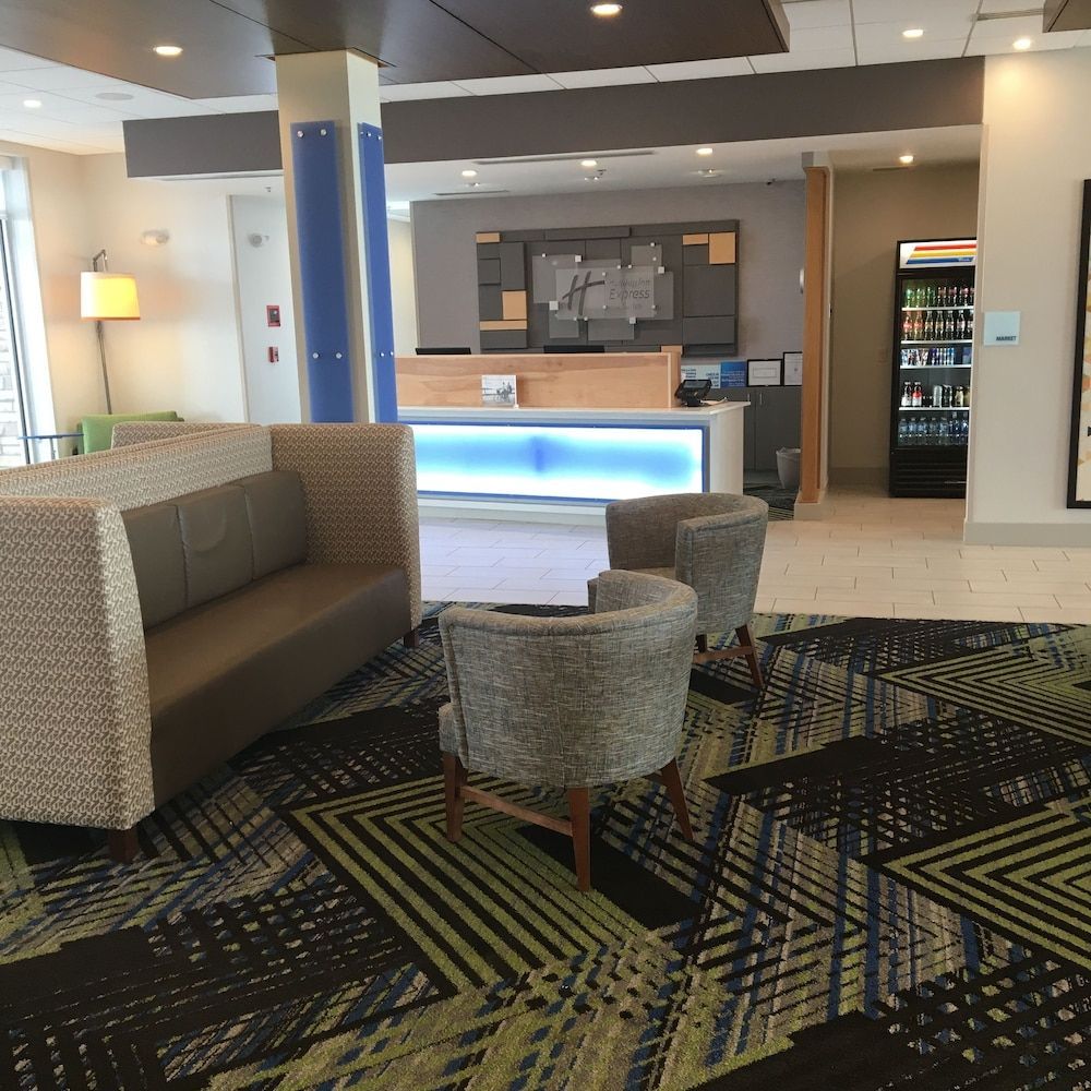 Holiday Inn Express & Suites NEBRASKA CITY by IHG 2