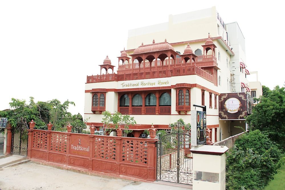 WelcomHeritage Traditional Haveli 1