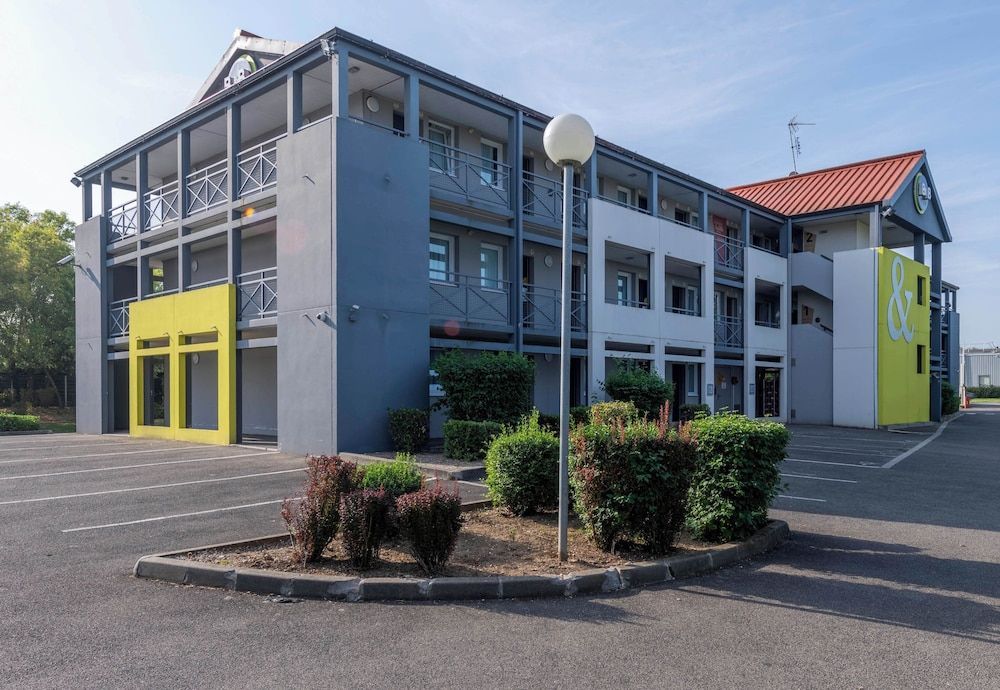 B&B HOTEL Amiens Longueau 1