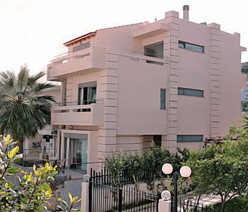 Maria Apartments 1