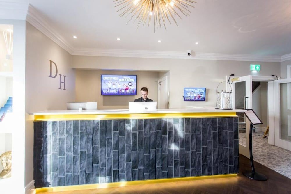 Doric Hotel 2
