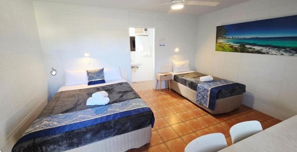 Sunburst Motel 2