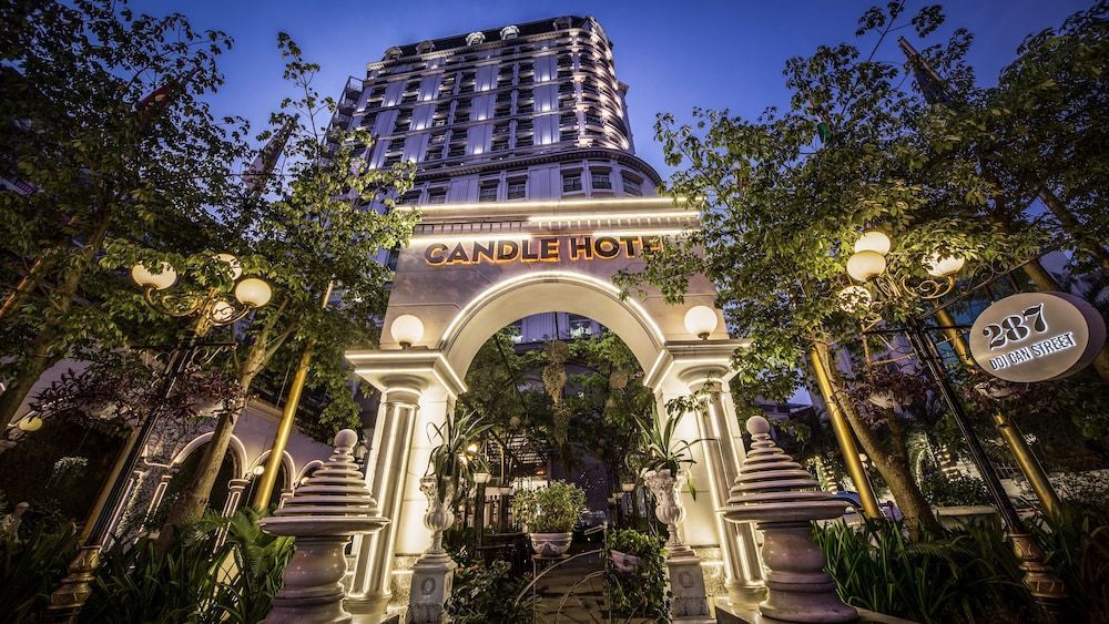 Super Candle Hotel 1