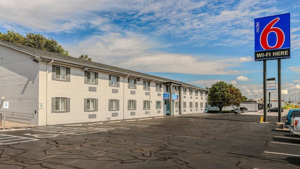Motel 6-Wichita, KS 1