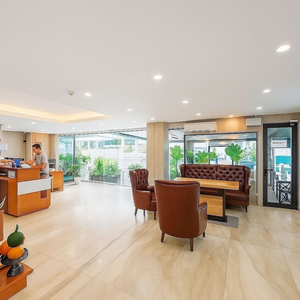 Green Star Hotel 2