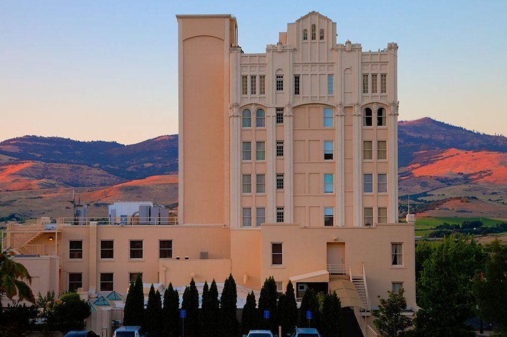 Ashland Springs Hotel 1