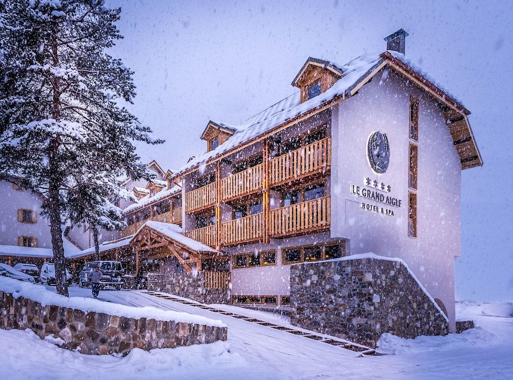 Le Grand Aigle, Friendly Hotel & Spa 1