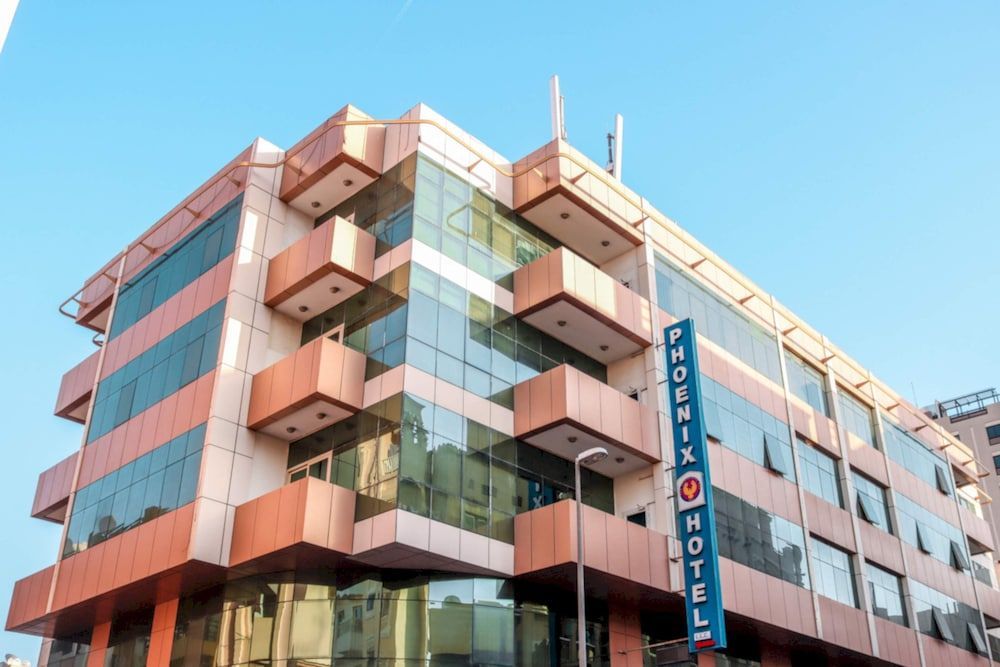 Phoenix Hotel 1