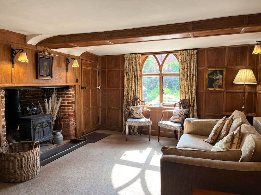 The Cottage Guest House 2
