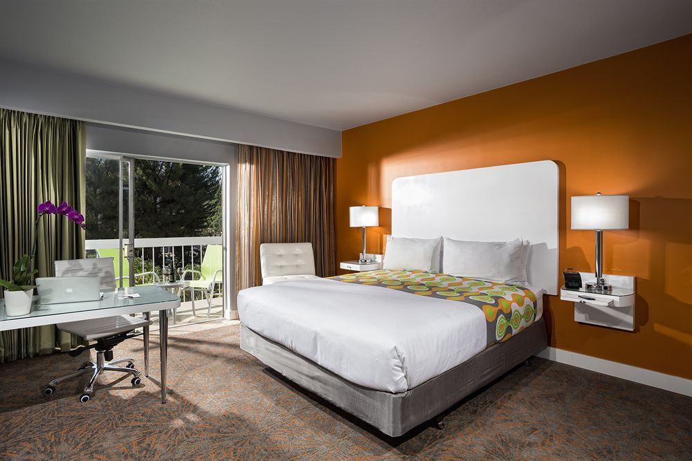 Sportsmens Lodge Hotel 2