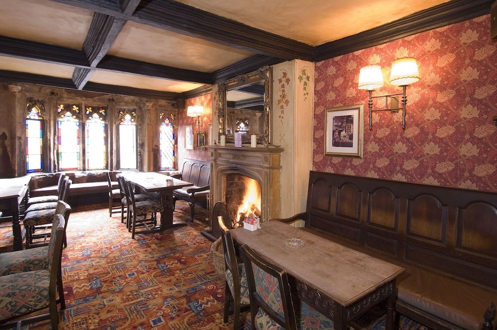 George & Pilgrims Hotel 2