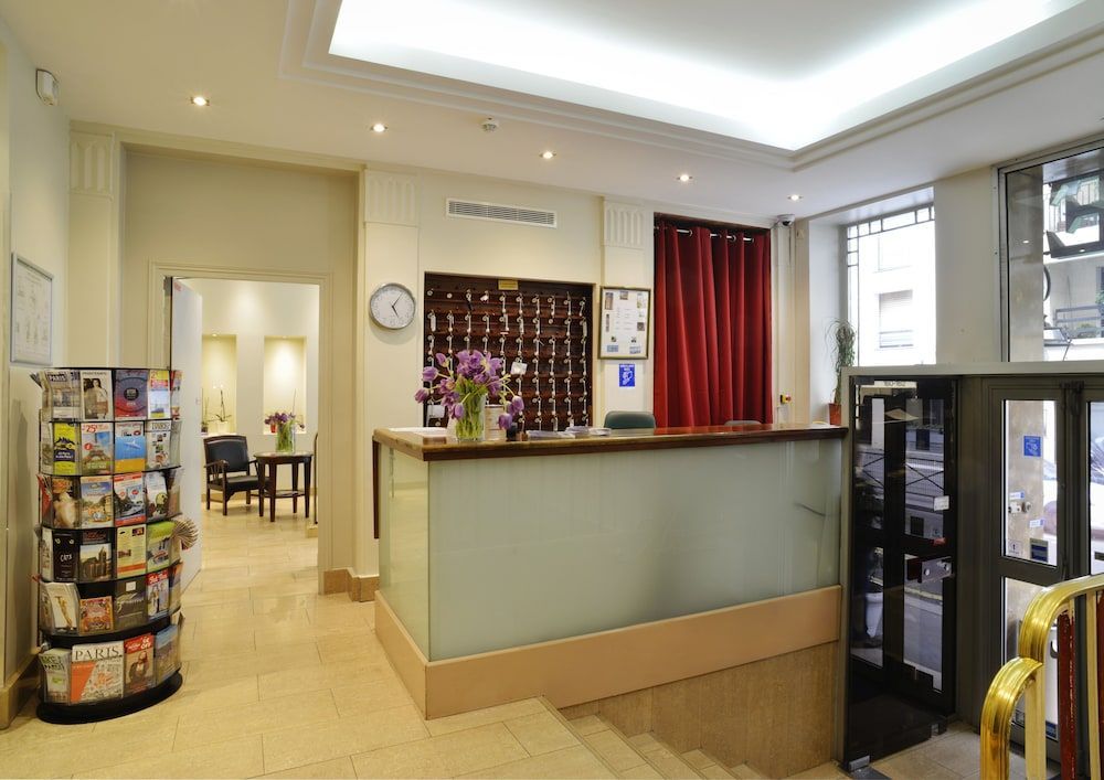 Hôtel Ambassadeur 2